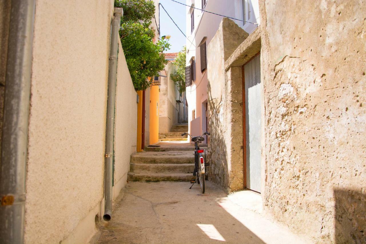 Buga In Center Of Mali Losinj