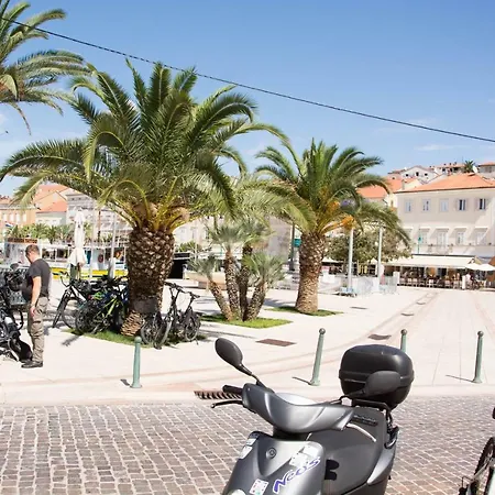 Buga Apartment In Center Of Mali Losinj Exterior photo